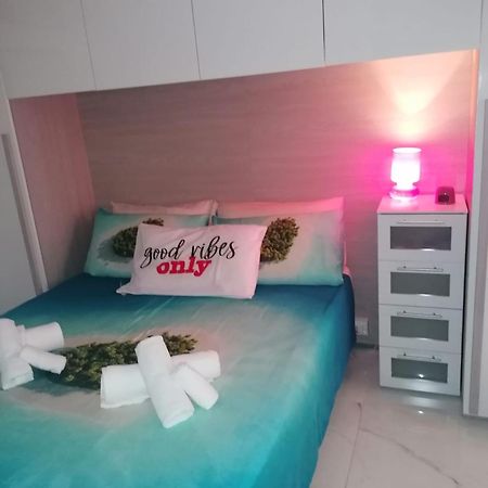 Fiumicino Aeroporto Casa Vacanze Orchidea 외부 사진